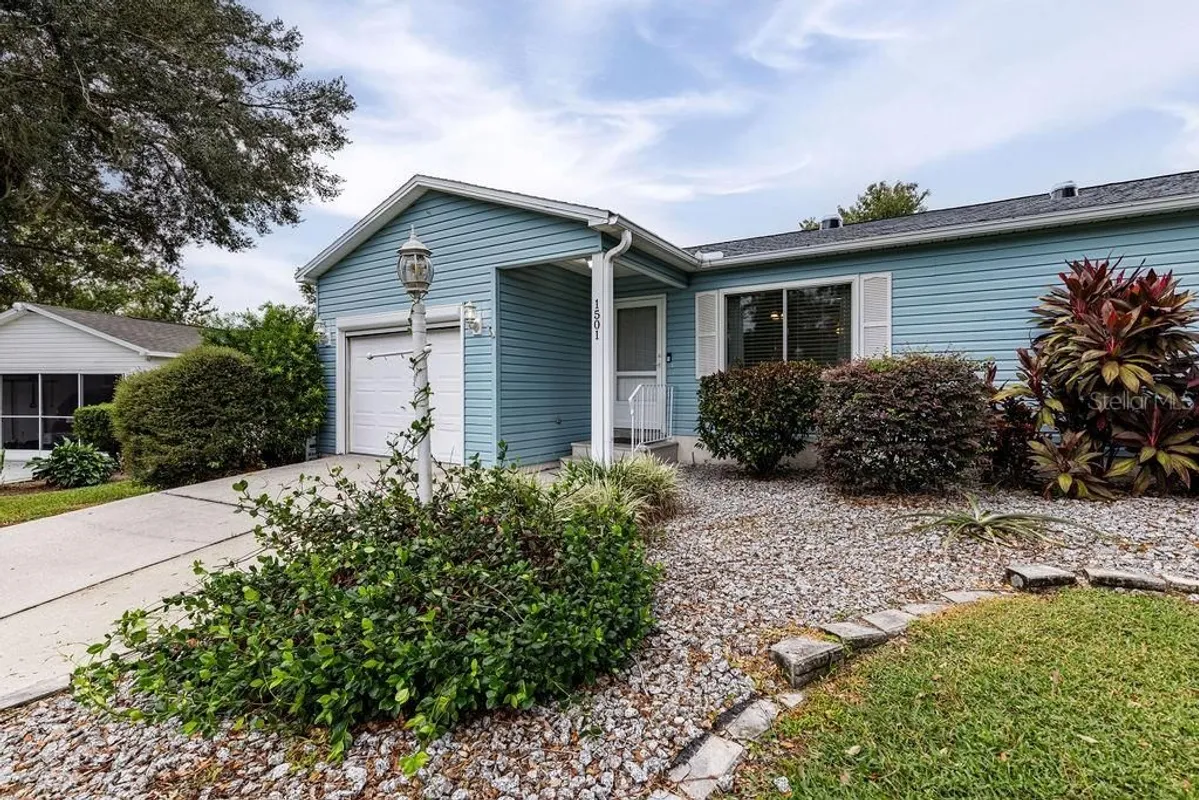 Property Slideshow image 1 of 37 | 1501 alfonso ln, The Villages, FL, 32159