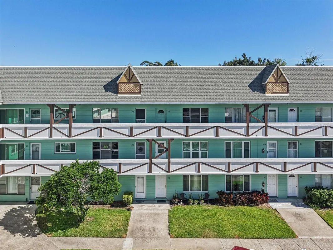 Property Slideshow image 1 of 26 | 2043 denmark st 75, Clearwater, FL, 33763