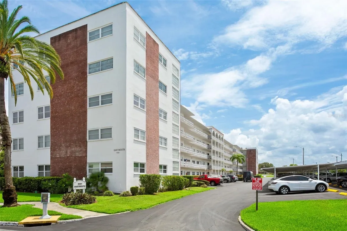 Property Slideshow image 1 of 27 | 5501 80th st 402, St Petersburg, FL, 33709