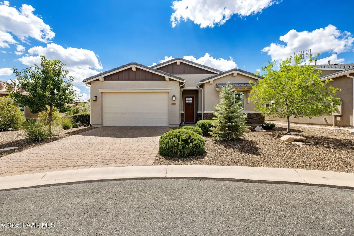 Property Slideshow image 1 of 33 | 829 royal tulips st, Prescott, AZ, 86301