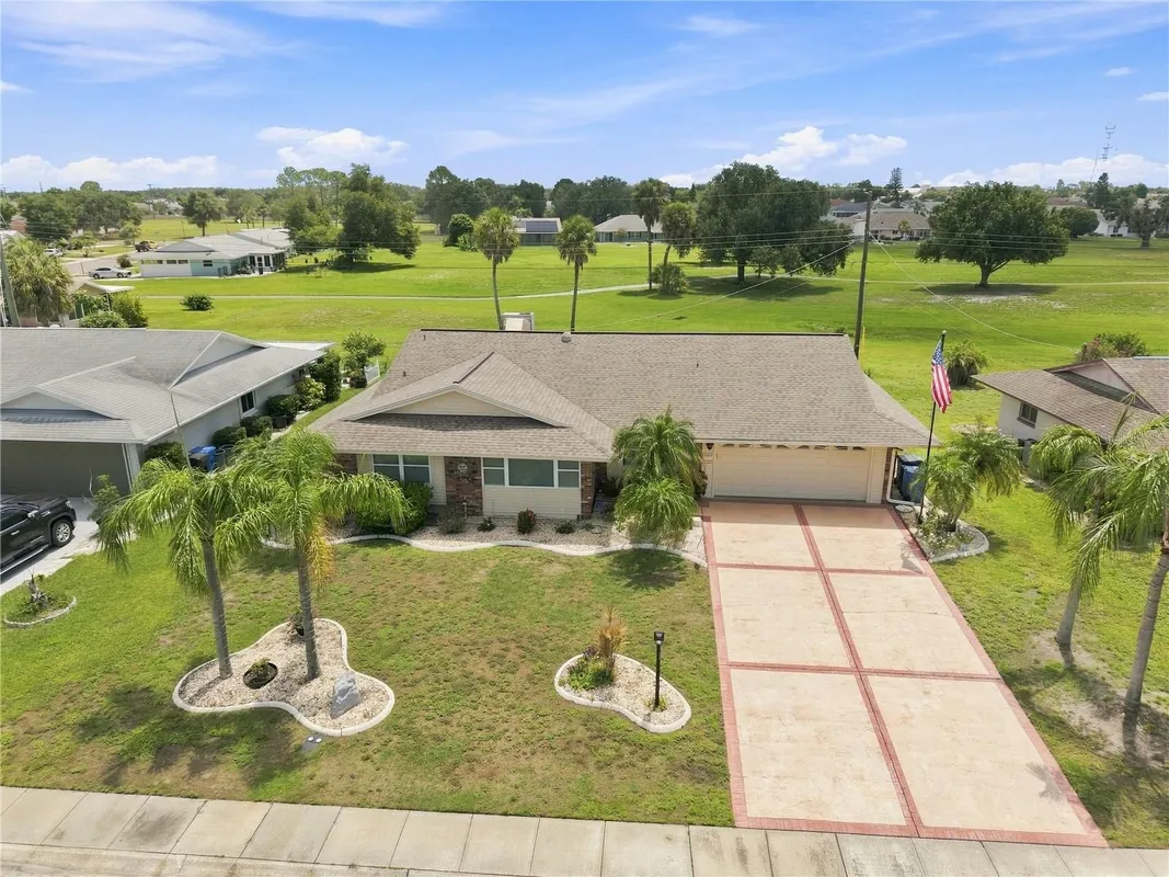 Property Slideshow image 1 of 48 | 1405 hacienda dr, Sun City Center, FL, 33573