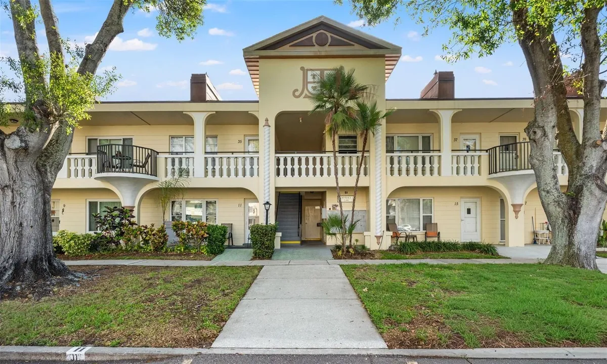 Property Slideshow image 1 of 41 | 2295 mexican way 41, Clearwater, FL, 33763