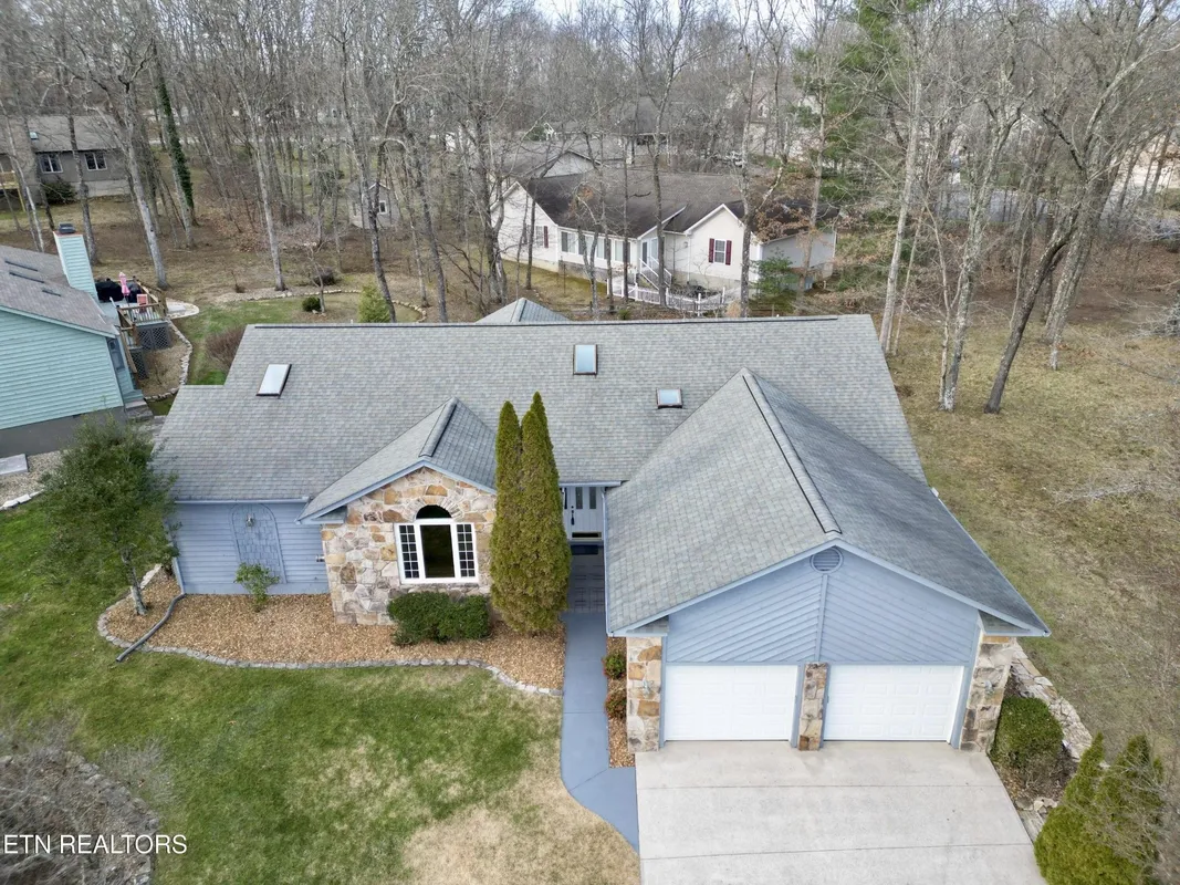 Property Slideshow image 1 of 41 | 107 walden ridge dr, Crossville, TN, 38558