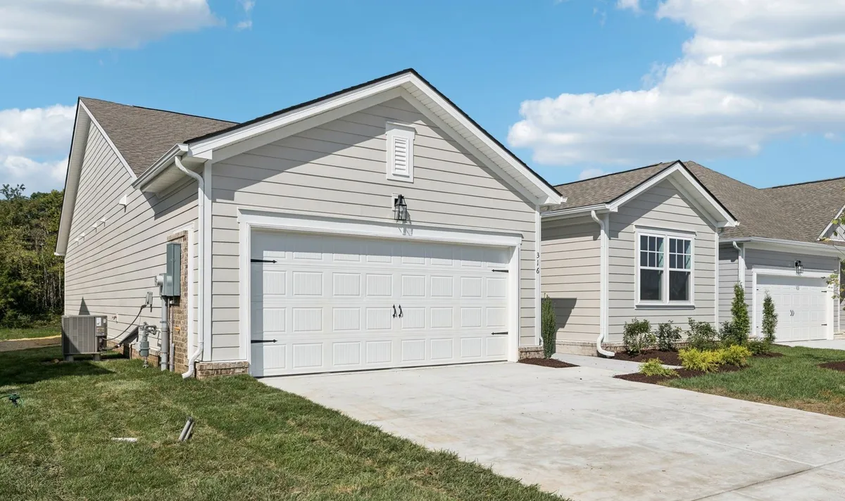 Property Slideshow image 1 of 48 | 113 holly rdg, Antioch, TN, 37013