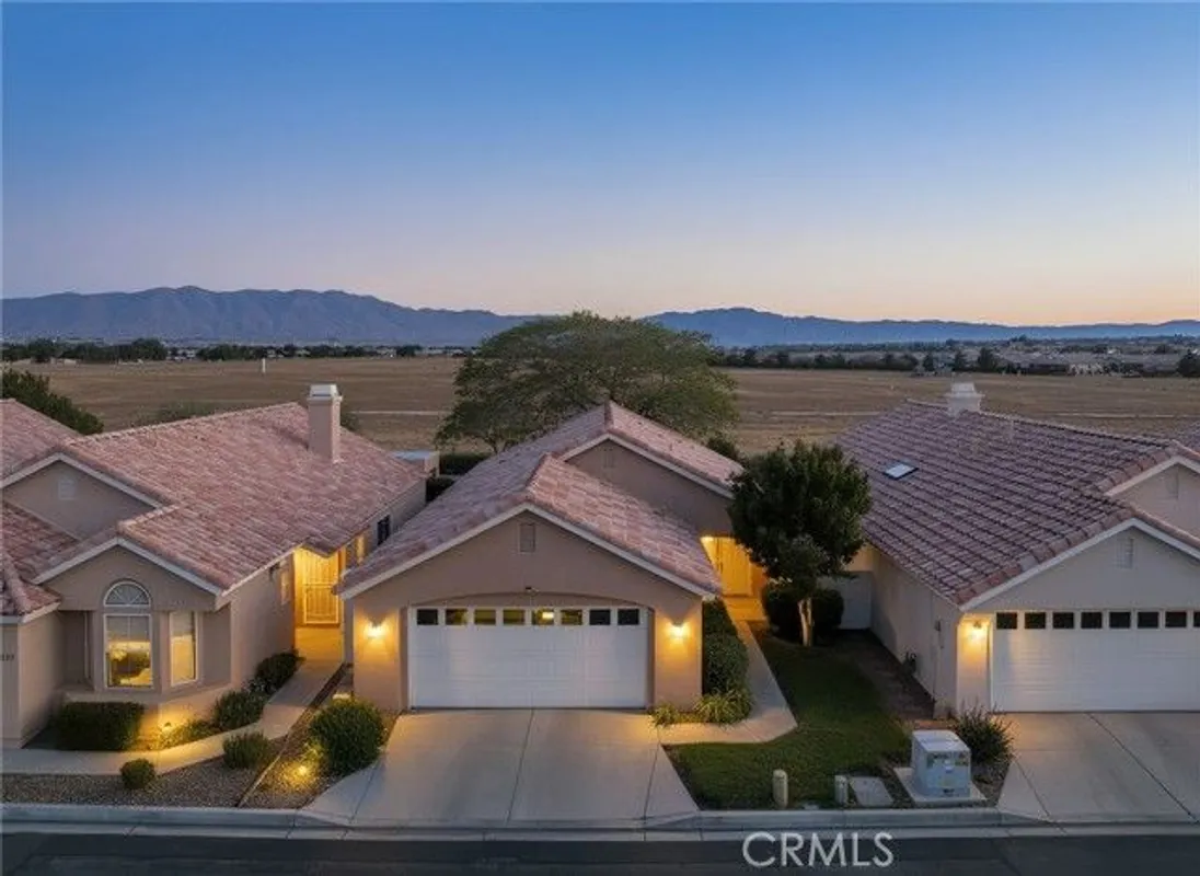 Property Slideshow image 1 of 21 | 19145 oak st, Apple Valley, CA, 92308