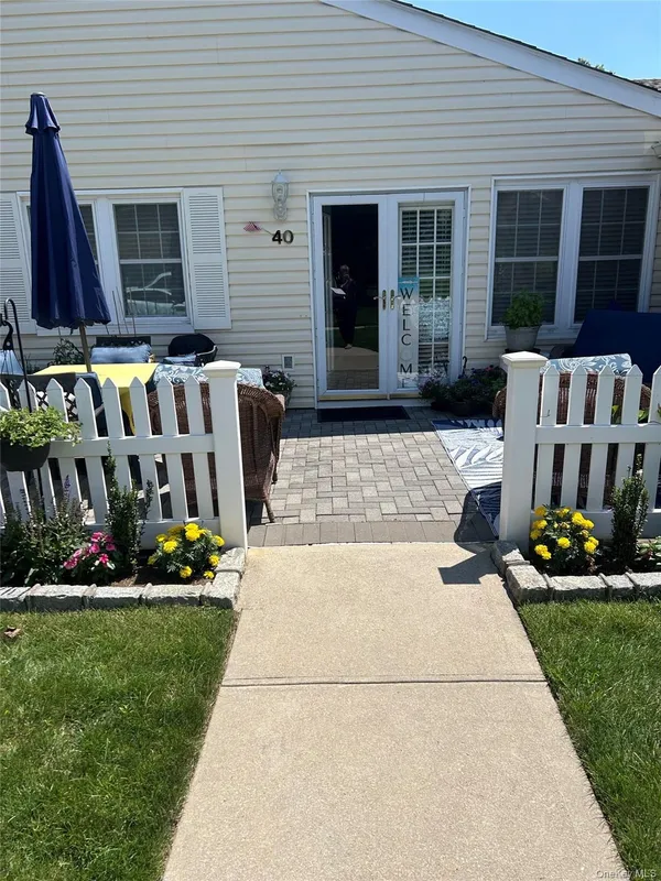 Property Slideshow image 1 of 11 | 40 revere dr, Islip, NY, 11782