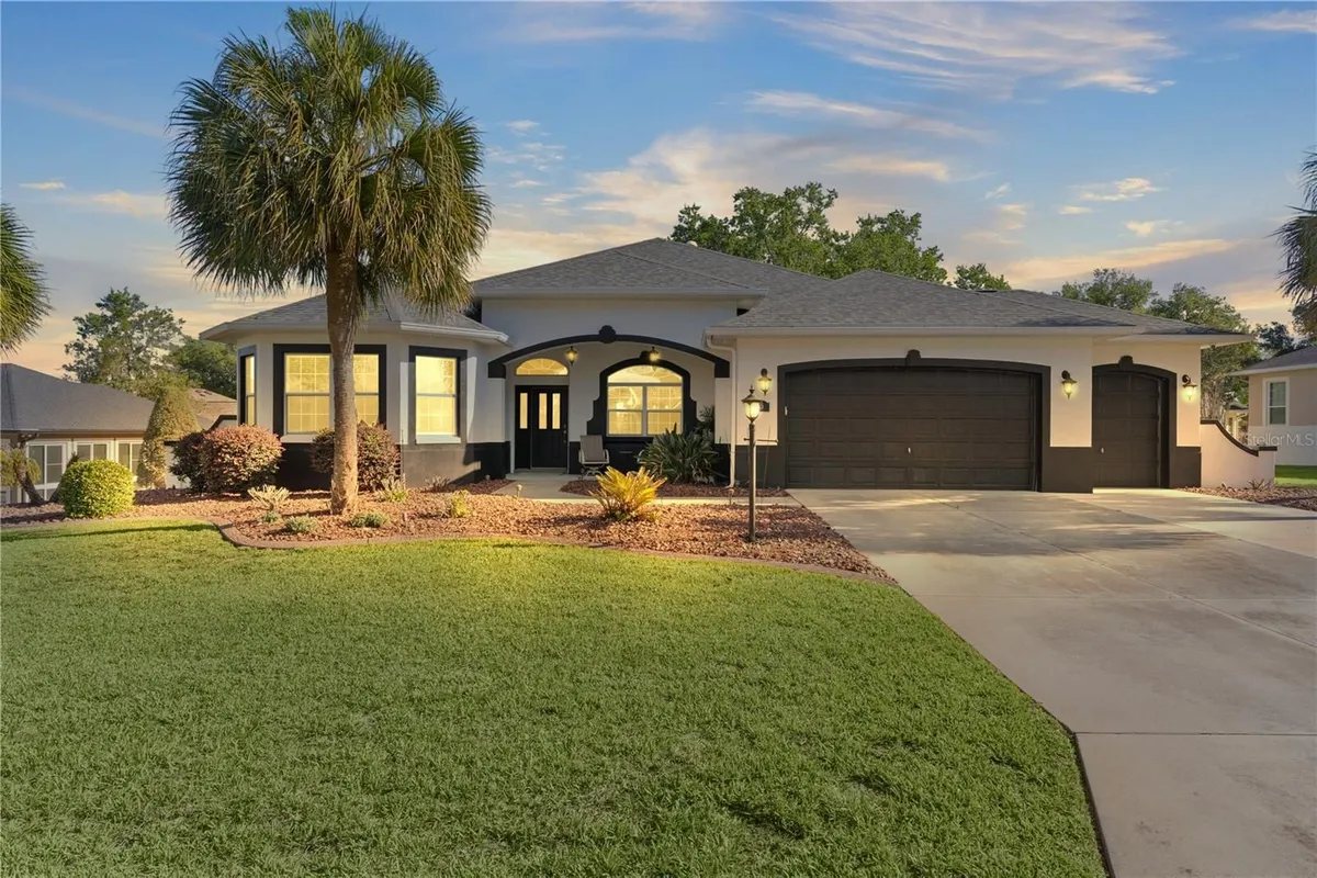 Property Slideshow image 1 of 46 | 8715 se 176th lowndes pl, The Villages, FL, 32162