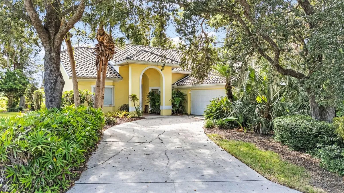 Property Slideshow image 1 of 83 | 14301 bridgeview ln, Port Charlotte, FL, 33953