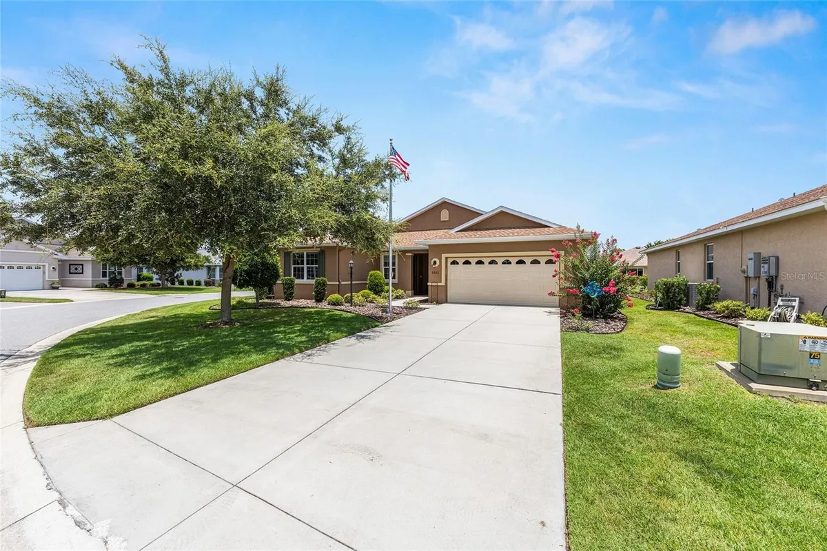 Property Slideshow image 1 of 43 | 9222 sw 97th cir, Ocala, FL, 34481