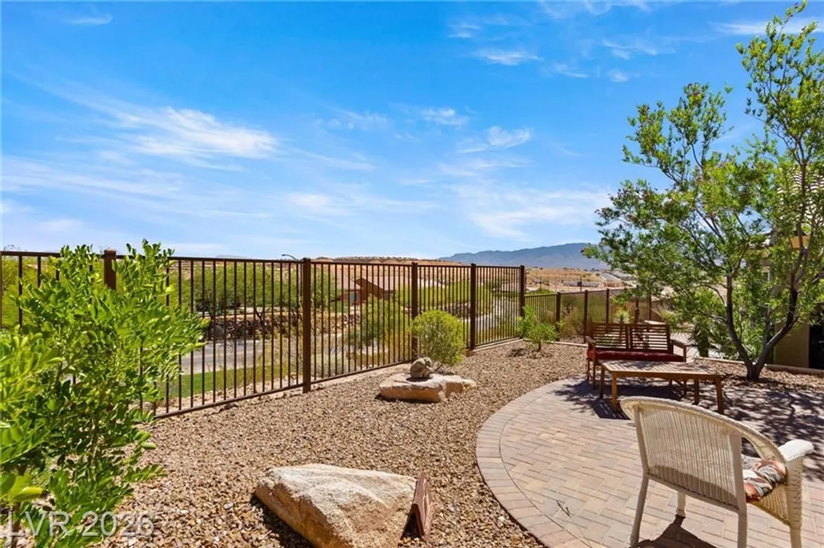 Property Slideshow image 1 of 38 | 1417 harvest moon rdg, Mesquite, NV, 89034
