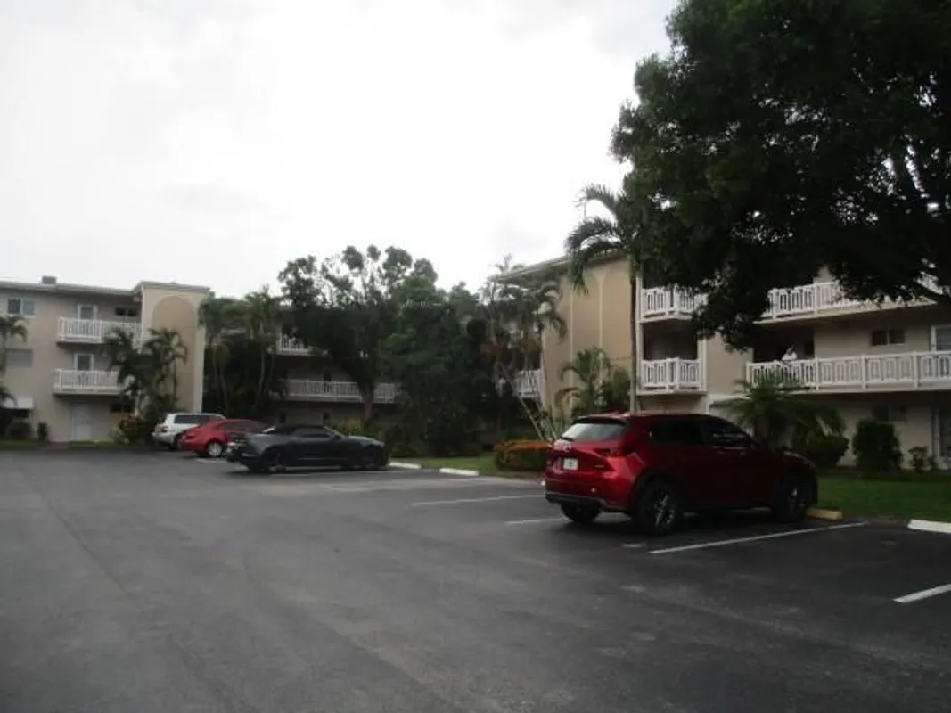 Property Slideshow image 1 of 11 | 2687 garden dr 212, Lake Worth, FL, 33461