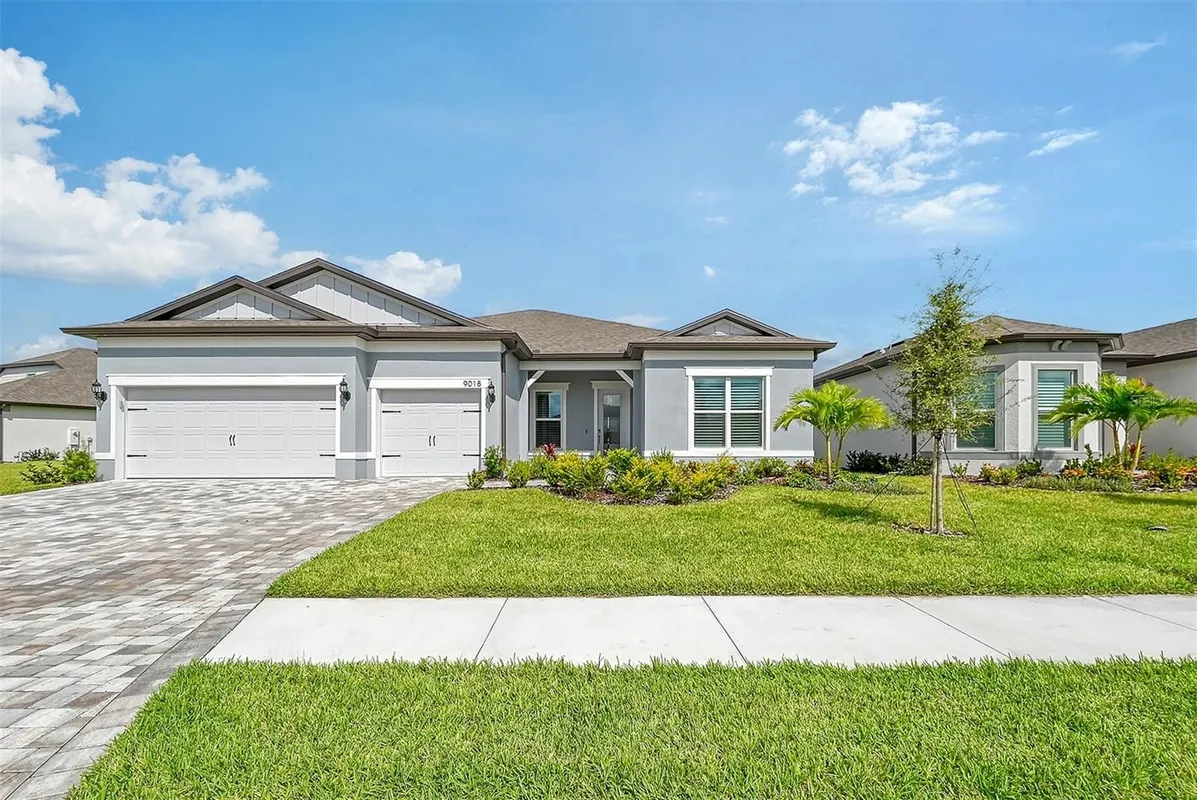 Property Slideshow image 1 of 48 | 9018 sunray cv, Parrish, FL, 34219
