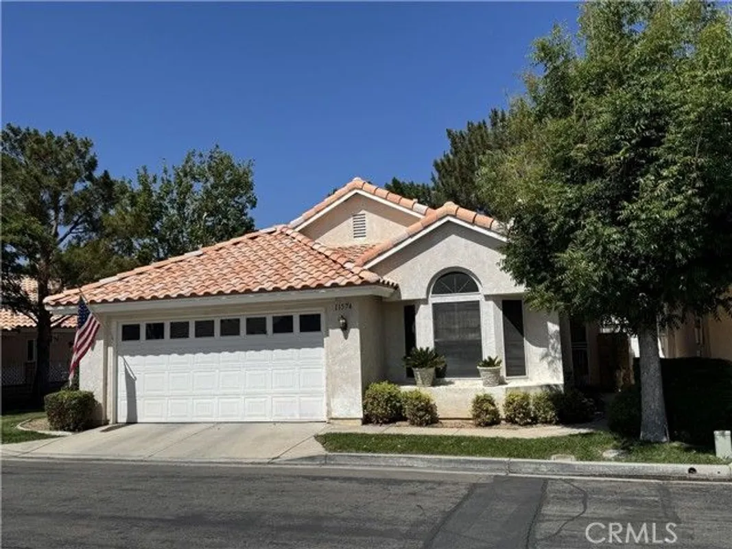 Property Slideshow image 1 of 4 | 11574 mountain mdw, Apple Valley, CA, 92308