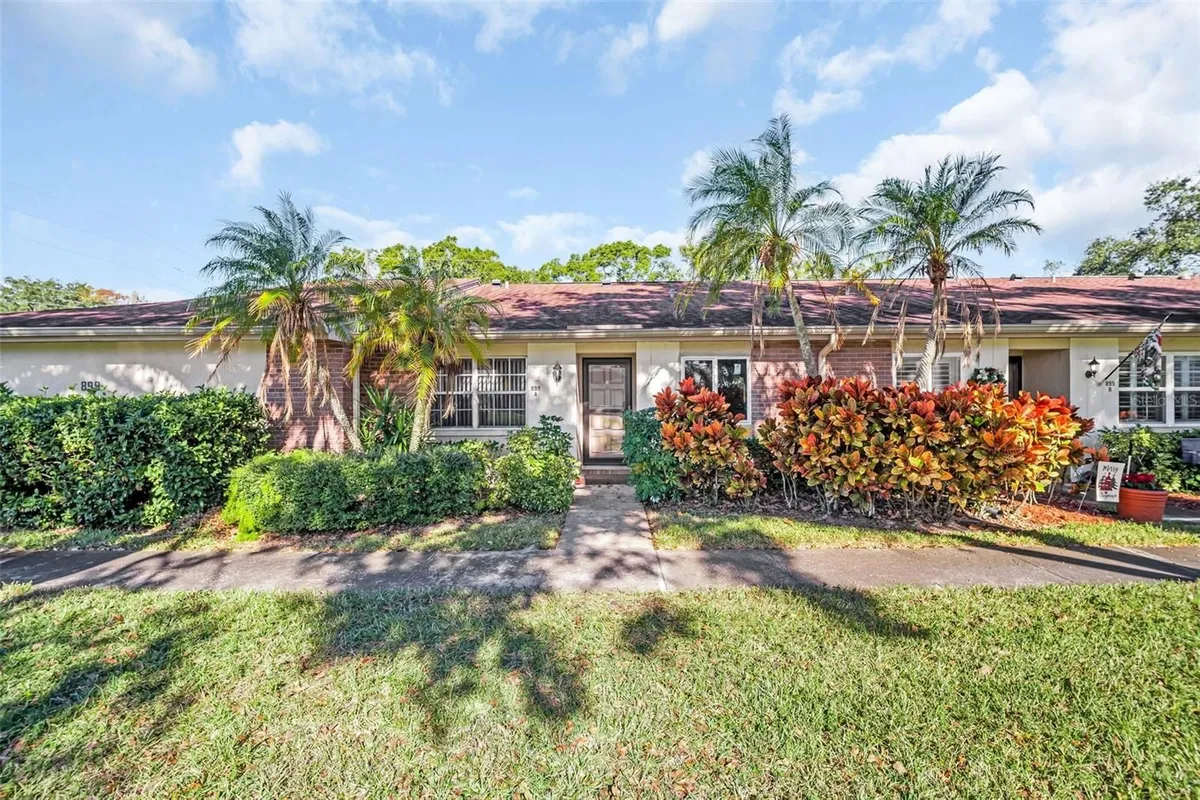 Property Slideshow image 1 of 52 | 899 cleland ct a, Palm Harbor, FL, 34684