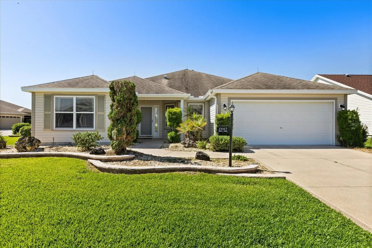 Property Slideshow image 1 of 48 | 2467 ambler cir, The Villages, FL, 32162
