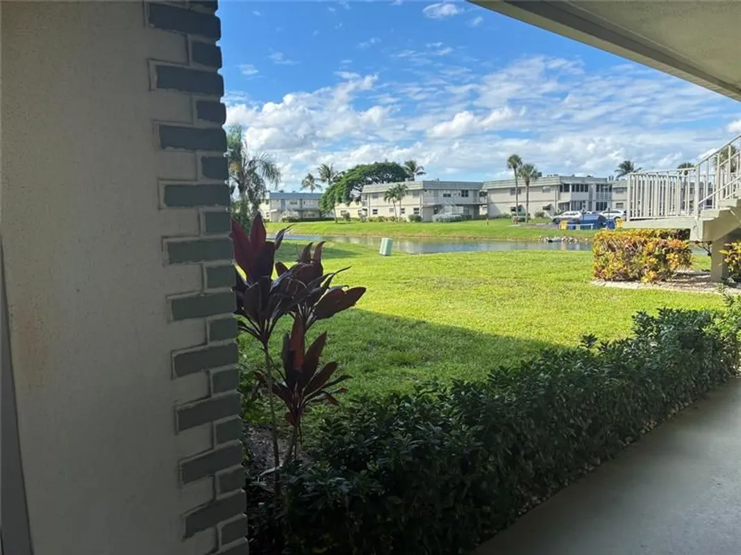 Property Slideshow image 1 of 5 | 214 monaco e # 214, Delray Beach, FL, 33446