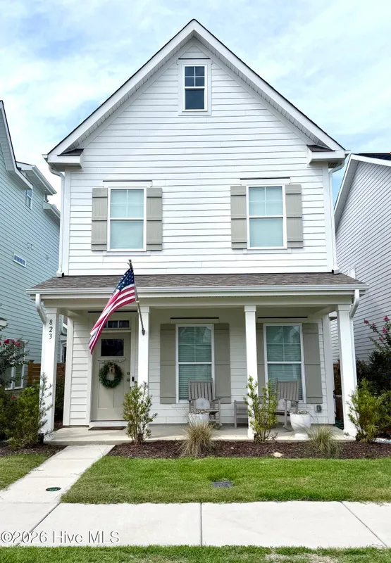 Property Slideshow image 1 of 2 | 823 edgerton dr, Wilmington, NC, 28412