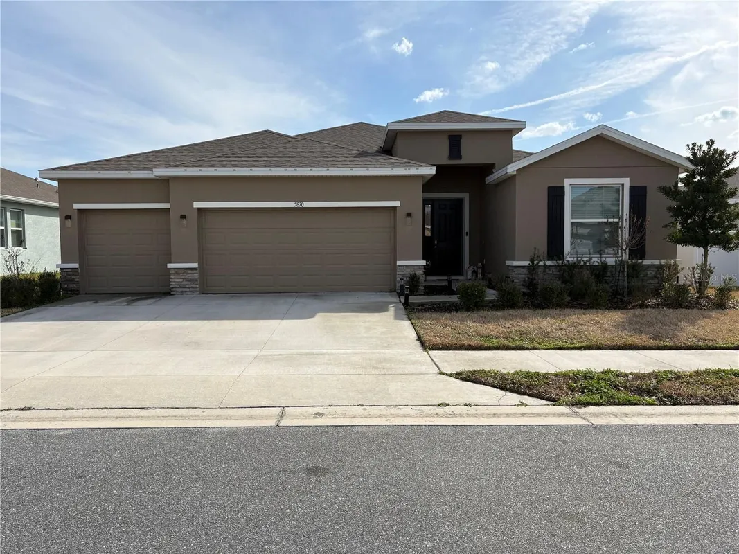 Property Slideshow image 1 of 18 | 5870 sw 80th pl, Ocala, FL, 34476