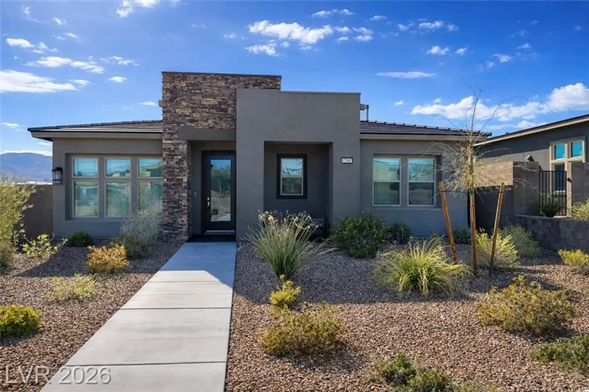 Property Slideshow image 1 of 33 | 12492 primrose grove ln, Las Vegas, NV, 89138