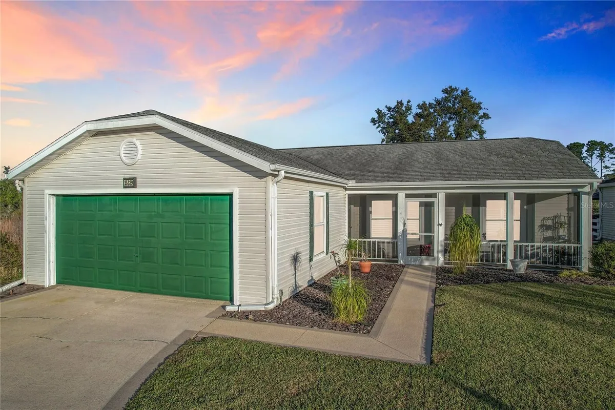 Property Slideshow image 1 of 53 | 25339 hibiscus st, Leesburg, FL, 34748