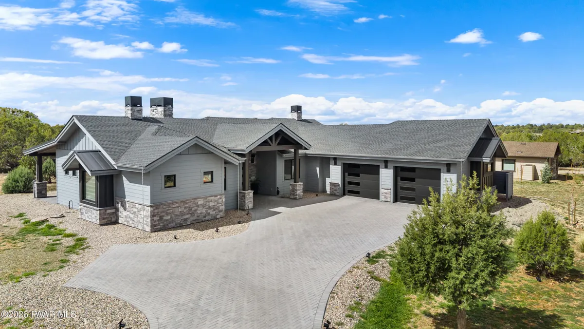 Property Slideshow image 1 of 44 | 4810 w three forks rd, Prescott, AZ, 86305