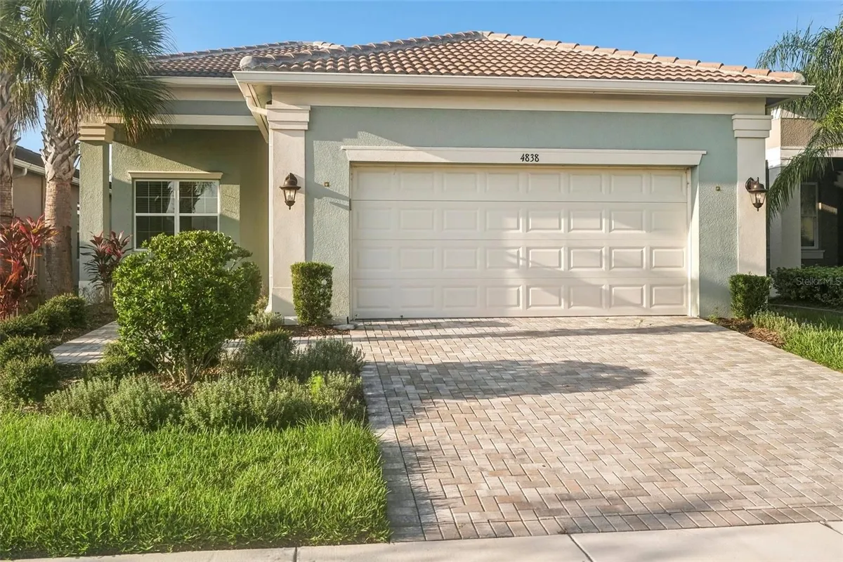 Property Slideshow image 1 of 53 | 4838 sevilla shores dr, Wimauma, FL, 33598