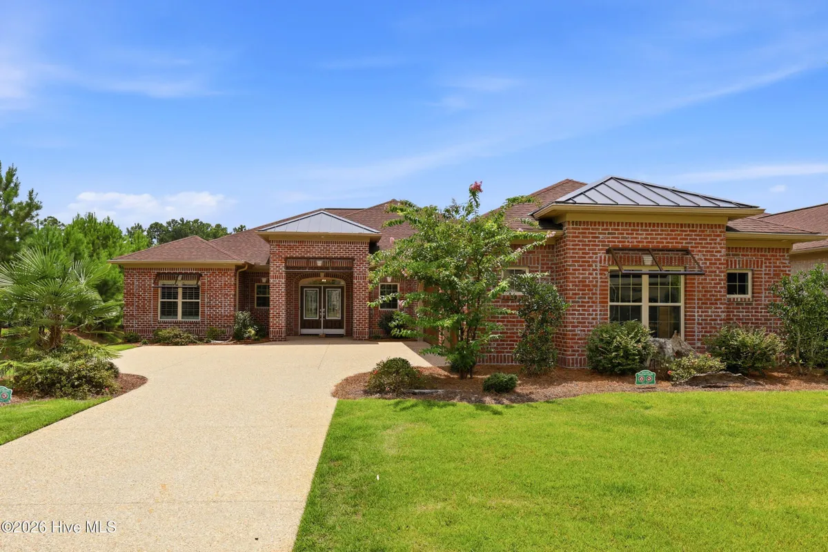 Property Slideshow image 1 of 69 | 764 jenoa loop, Castle Hayne, NC, 28429