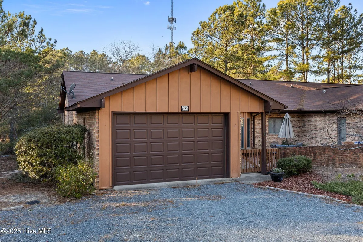 Property Slideshow image 1 of 50 | 622 redwood dr, Southern Pines, NC, 28387