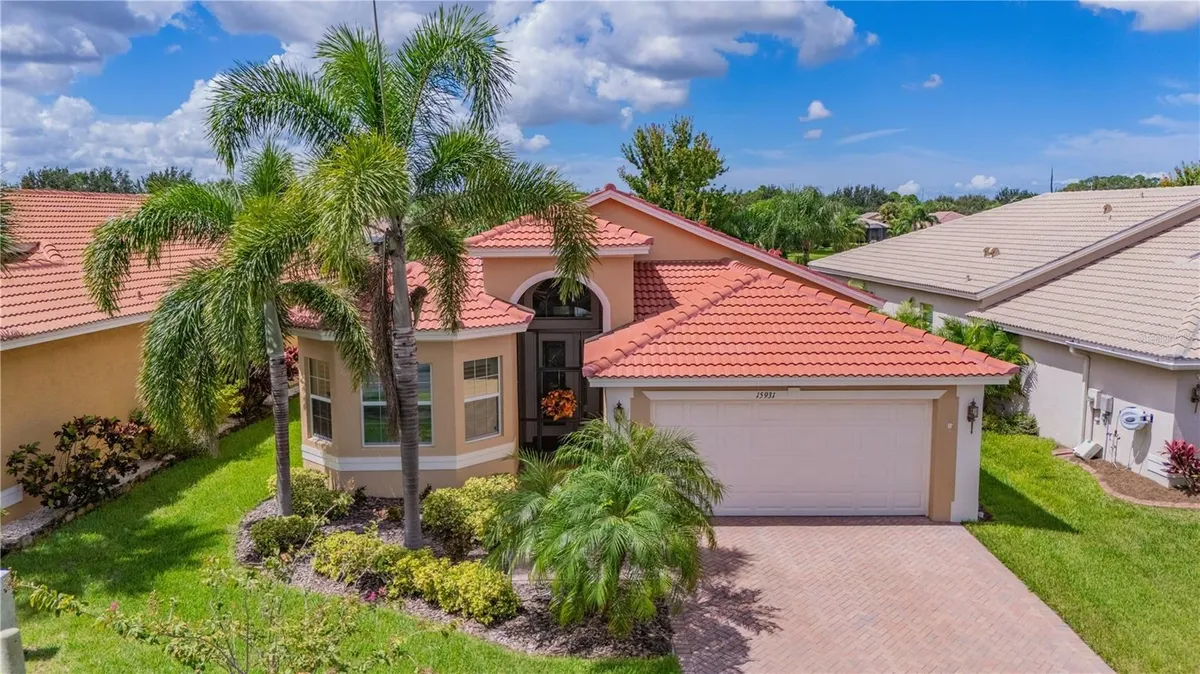 Property Slideshow image 1 of 49 | 15931 golden lakes dr, Wimauma, FL, 33598