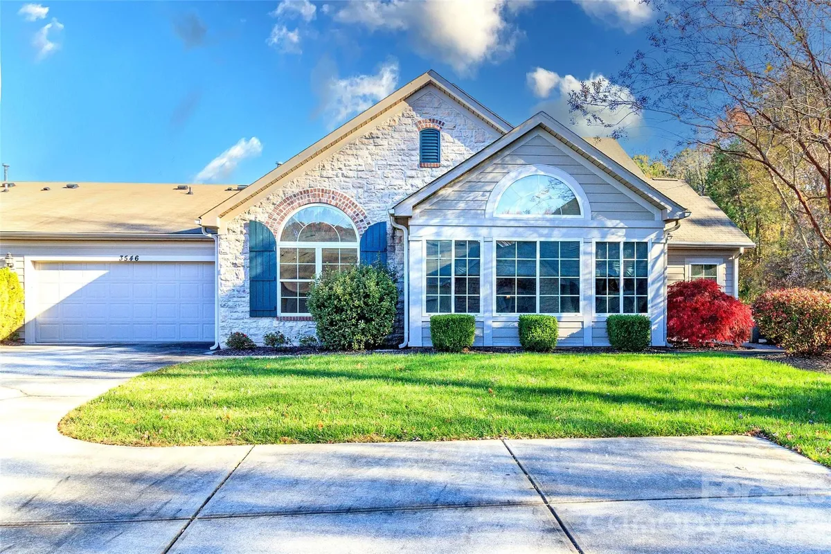 Property Slideshow image 1 of 42 | 3546 s bank ct, Matthews, NC, 28105