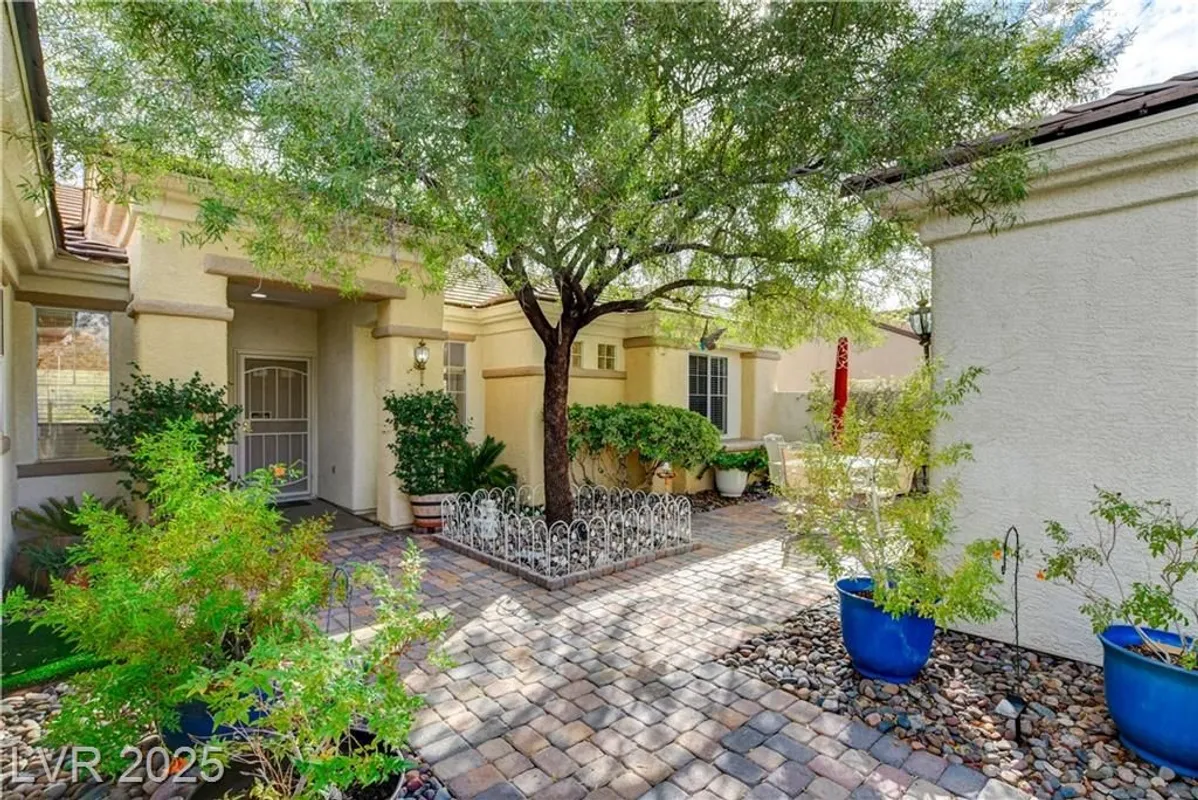 Property Slideshow image 1 of 82 | 1604 thoreau ct, Henderson, NV, 89052