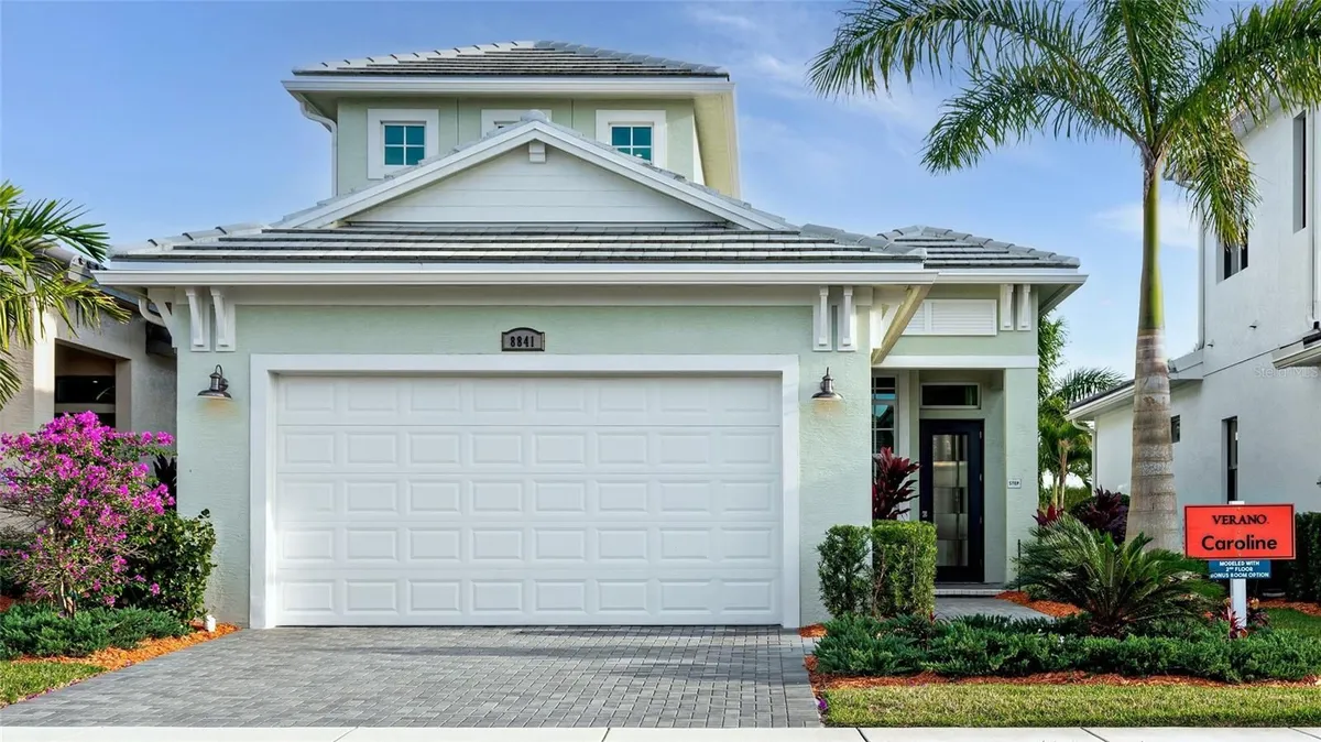 Property Slideshow image 1 of 22 | 1025 port blue way, Deland, FL, 32724
