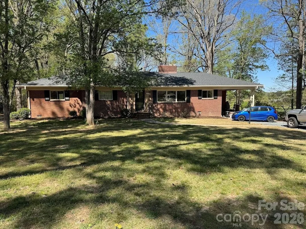Property Slideshow image 1 of 15 | 4424 back creek church rd, Charlotte, NC, 28213