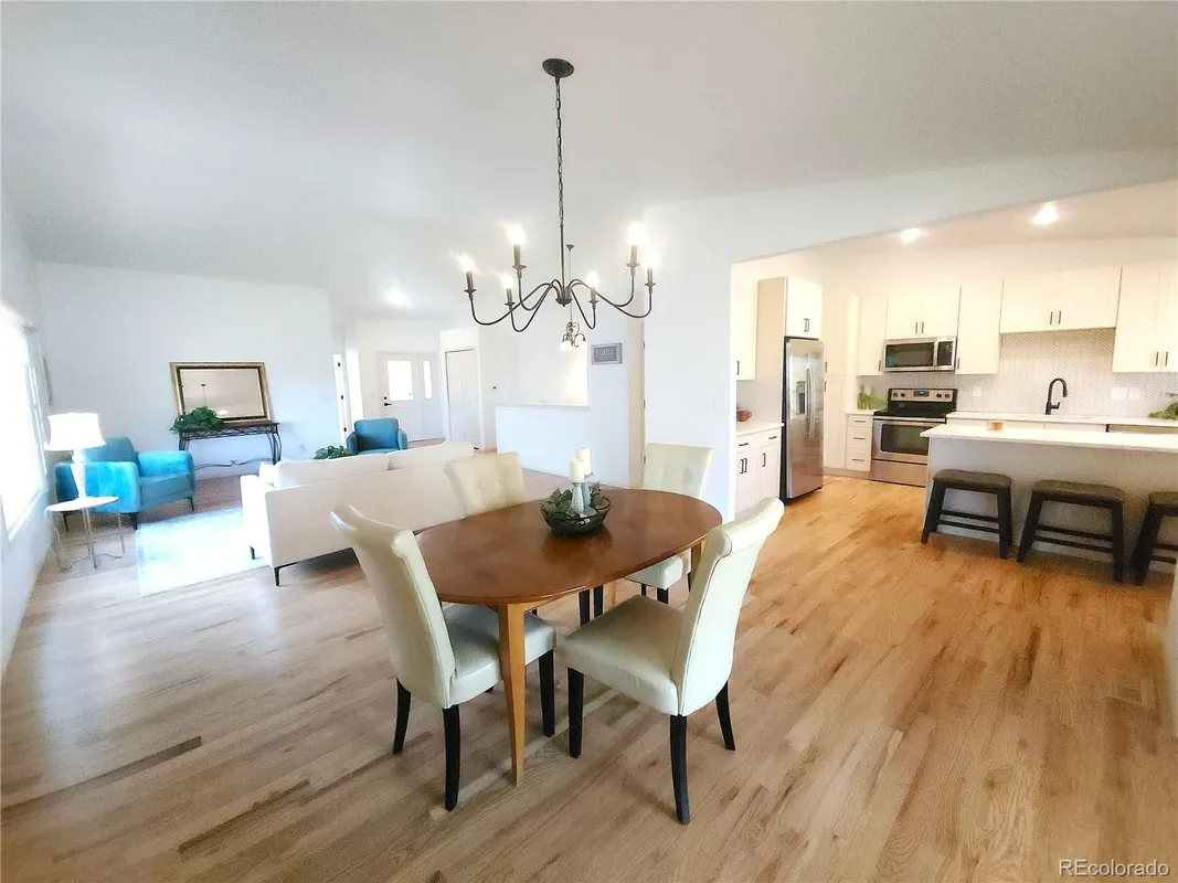 Property Slideshow image 1 of 31 | 4927 greenwich way, Highlands Ranch, CO, 80130