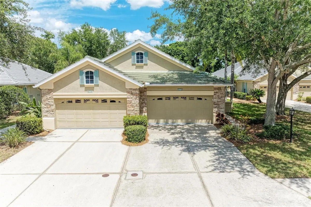 Property Slideshow image 1 of 45 | 5047 lakescene pl, Sarasota, FL, 34243