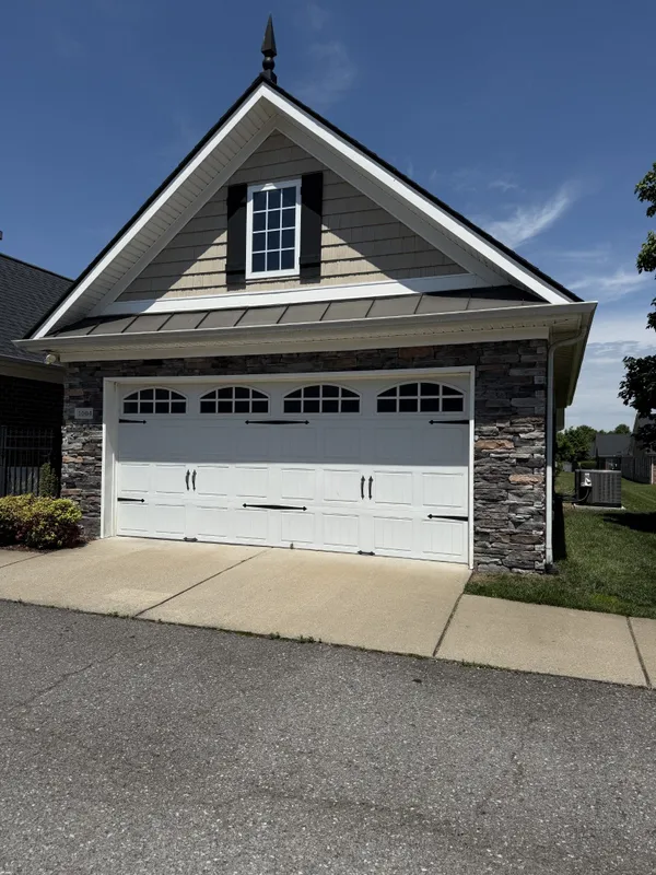 Property Slideshow image 1 of 2 | 395 devon chase hl 1004, Gallatin, TN, 37066
