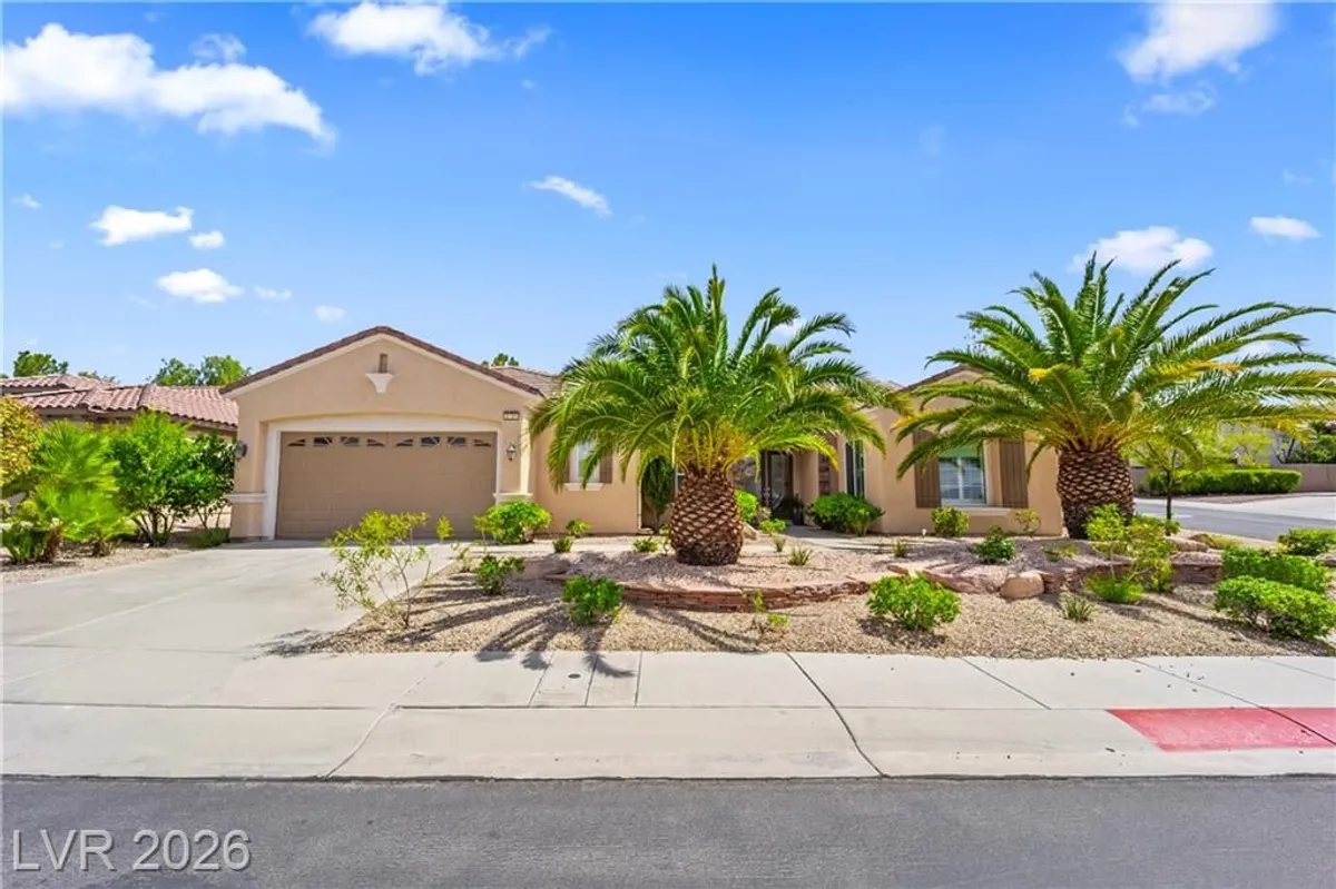 Property Slideshow image 1 of 47 | 2339 valley cottage ave, Henderson, NV, 89052