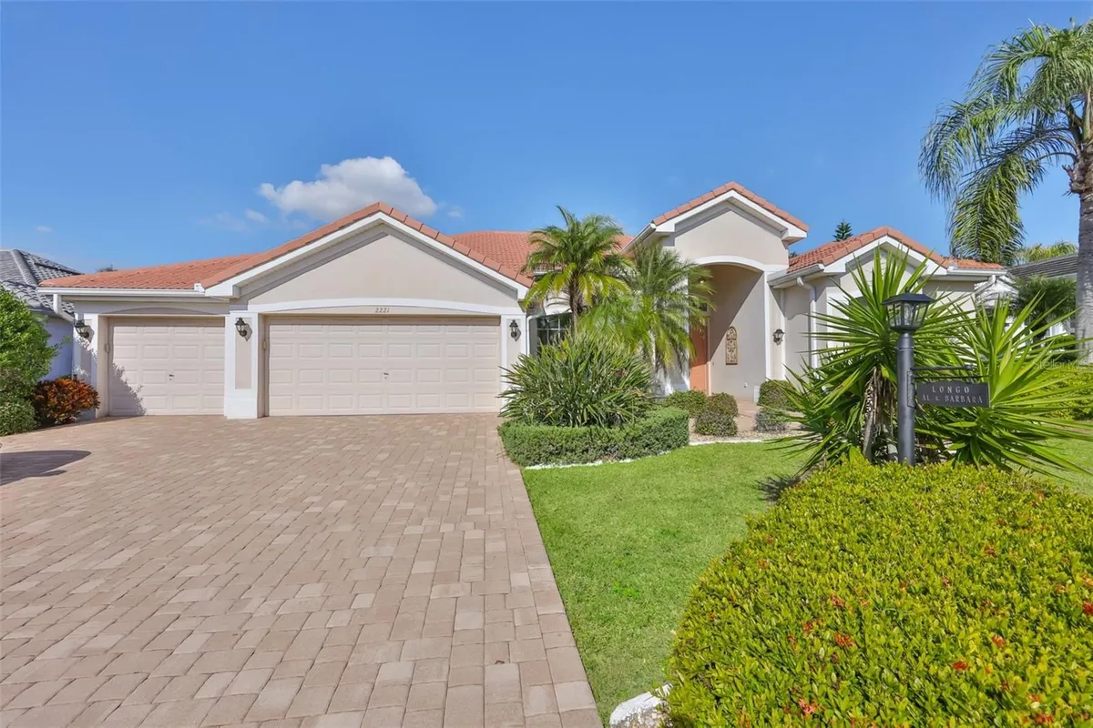Property Slideshow image 1 of 67 | 2221 platinum dr, Sun City Center, FL, 33573