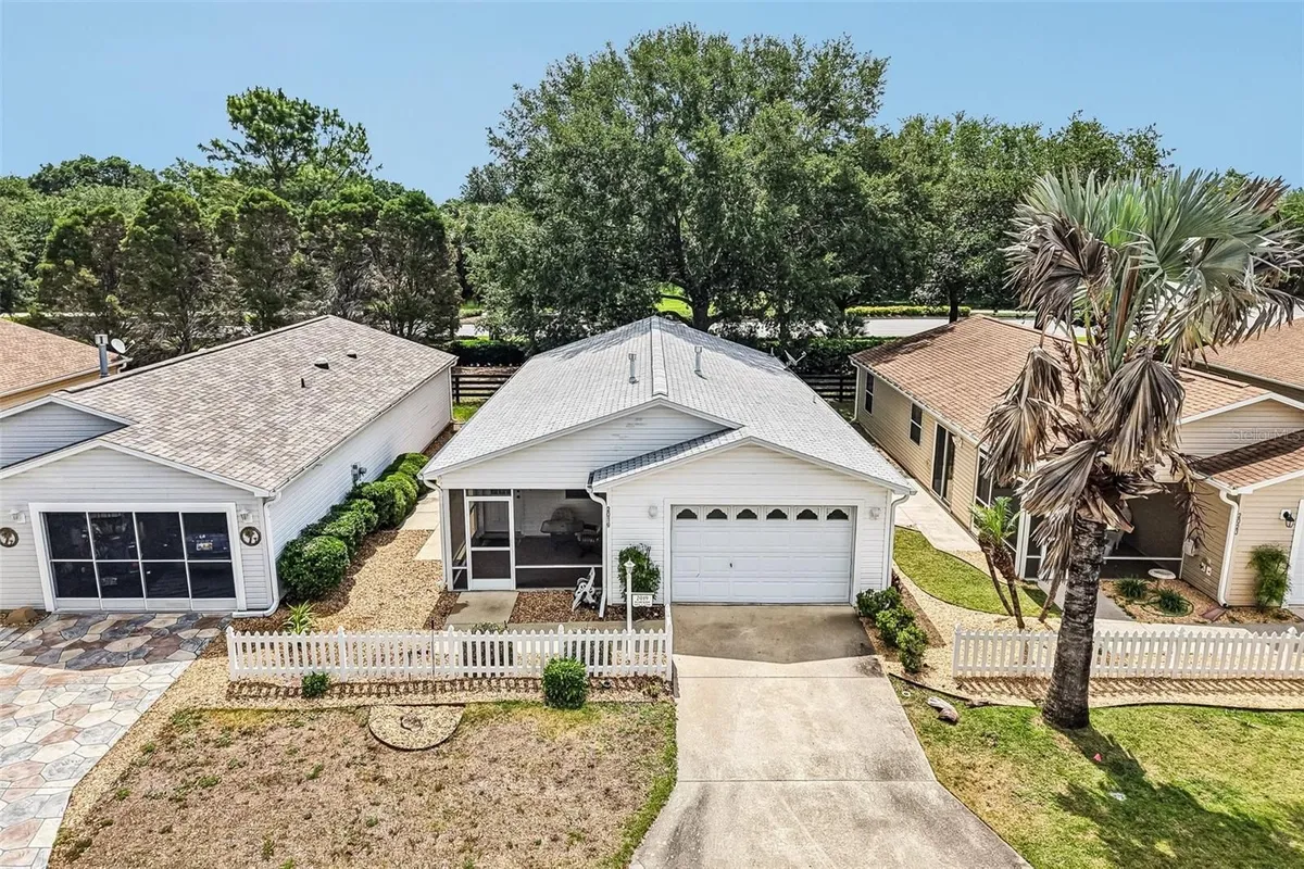 Property Slideshow image 1 of 39 | 2019 thurmond ave, The Villages, FL, 32162