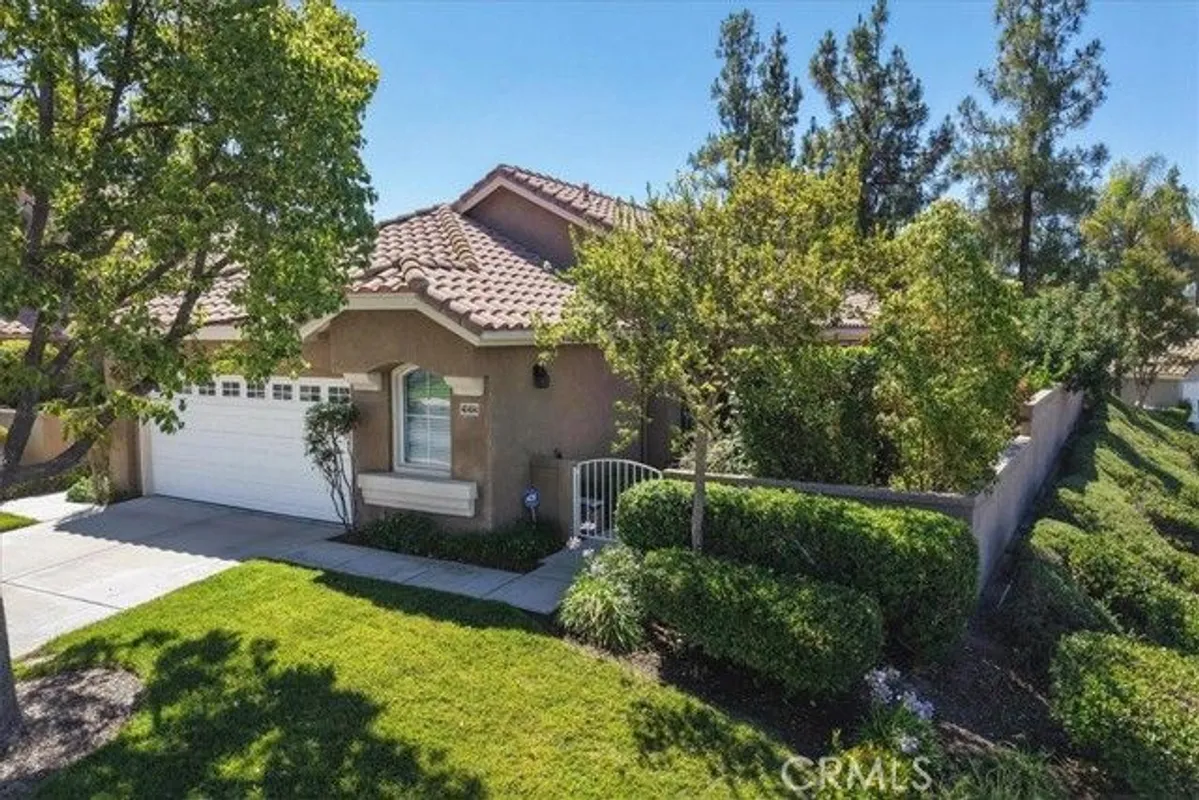 Property Slideshow image 1 of 65 | 40494 calle lampara, Murrieta, CA, 92562
