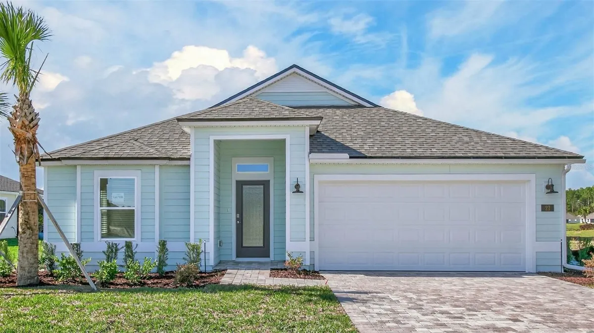 Property Slideshow image 1 of 59 | 27 white pine rd, Palm Coast, FL, 32137