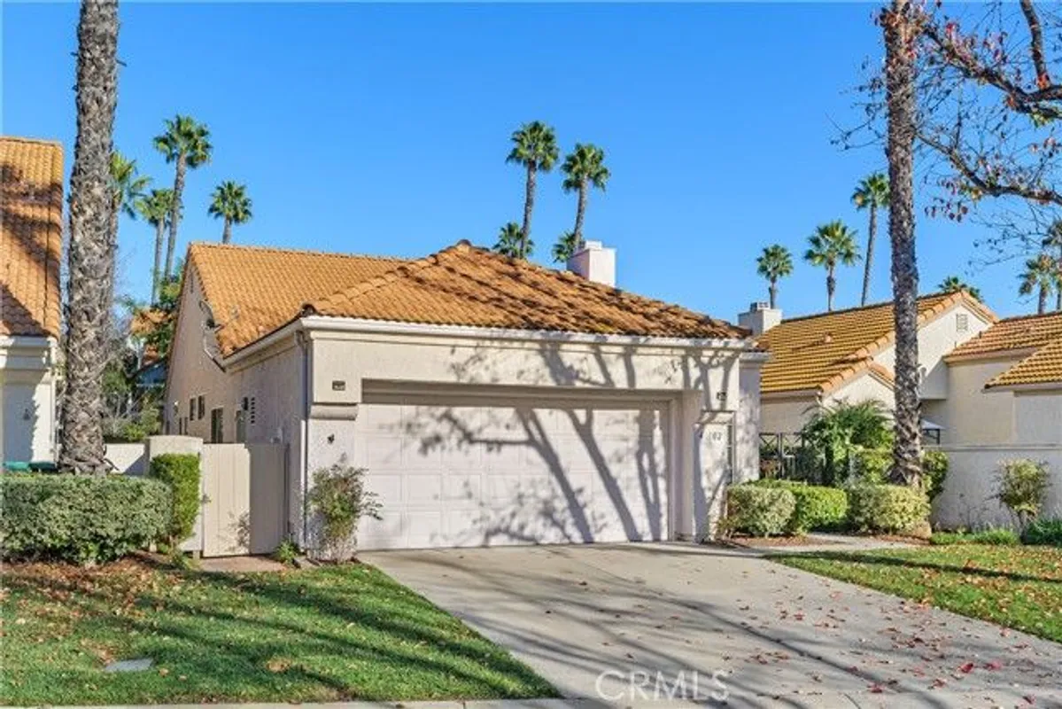 Property Slideshow image 1 of 52 | 40502 corte lucia, Murrieta, CA, 92562