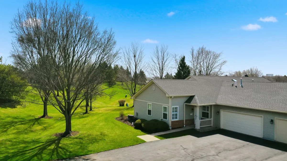 Property Slideshow image 1 of 28 | 12175 quail ridge dr 12175, Huntley, IL, 60142