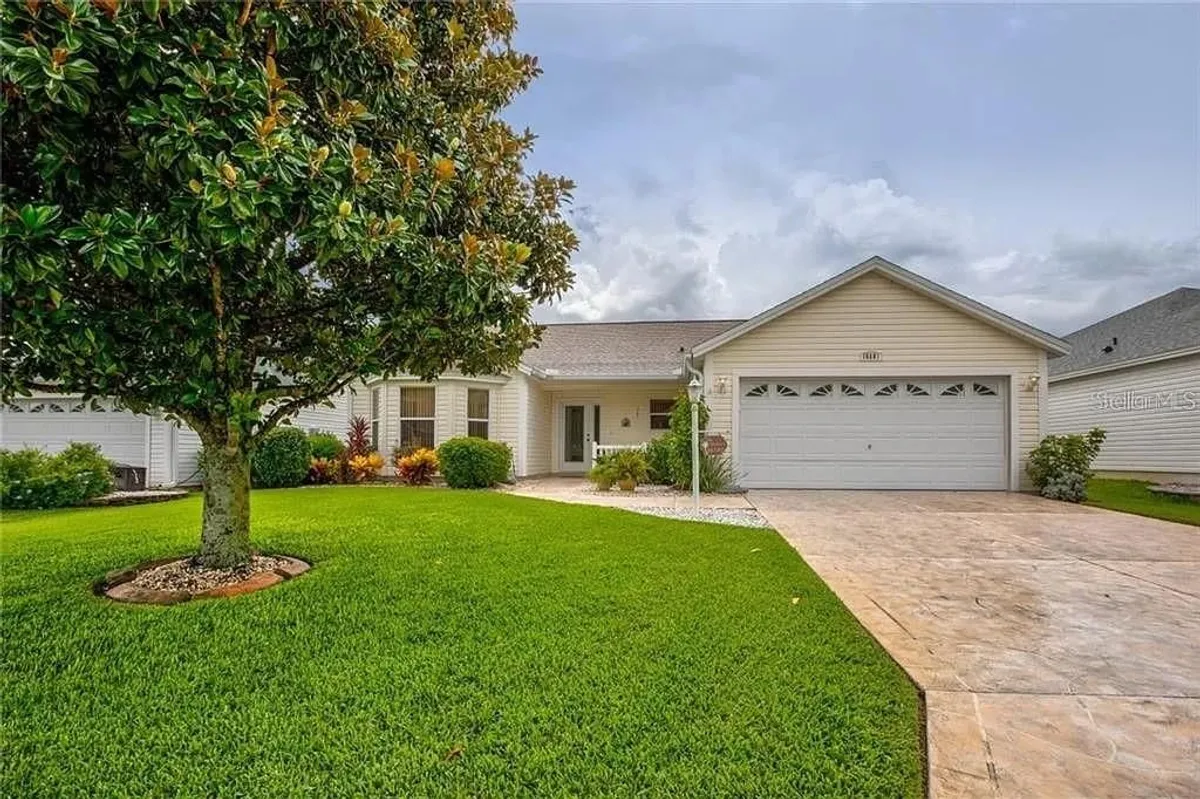 Property Slideshow image 1 of 1 | 16581 se 77th northridge ct, The Villages, FL, 32162