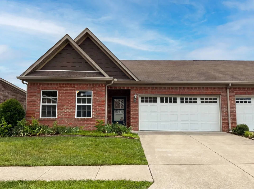 Property Slideshow image 1 of 19 | 4608 boxcroft cir, Mount Juliet, TN, 37122