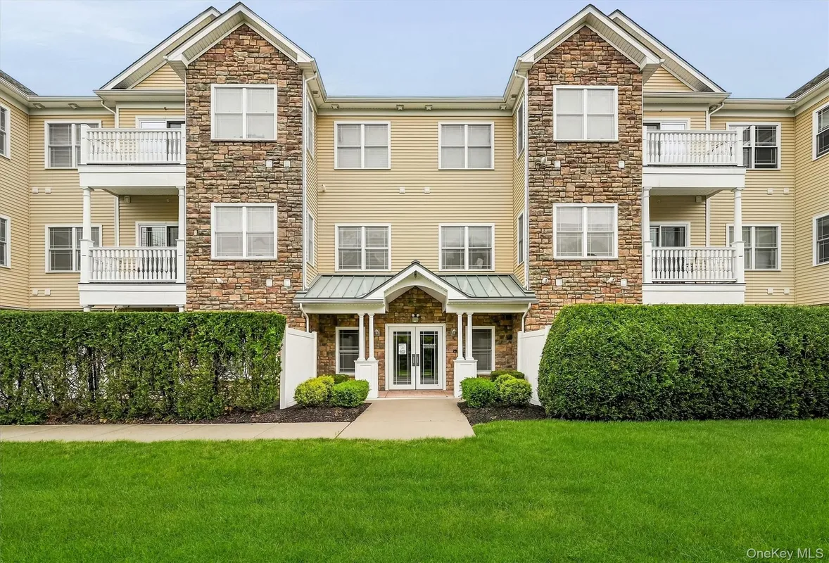 Property Slideshow image 1 of 39 | 1309 views way, Ramapo, NY, 10970
