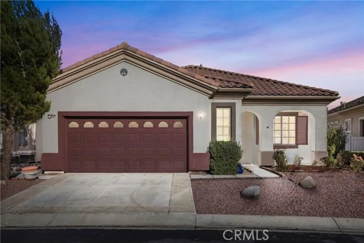 Property Slideshow image 1 of 26 | 11147 avonlea rd, Apple Valley, CA, 92308