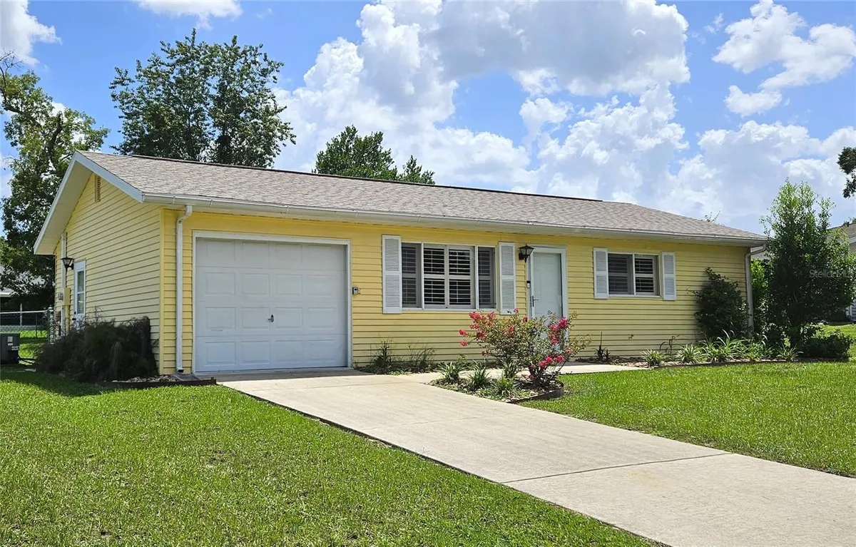 Property Slideshow image 1 of 40 | 8274 sw 106th pl, Ocala, FL, 34481