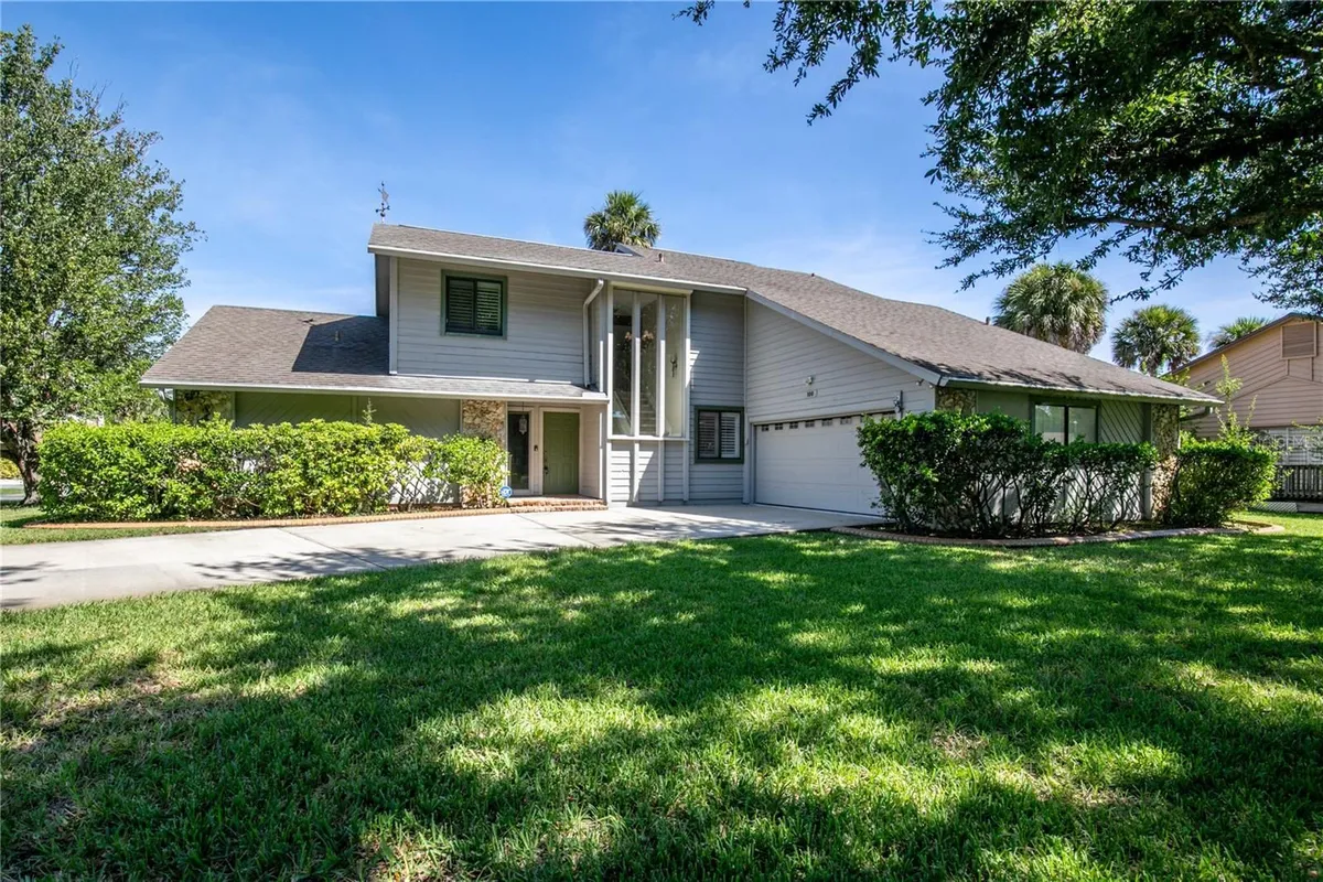 Property Slideshow image 1 of 52 | 100 bittern ct, Daytona Beach, FL, 32119