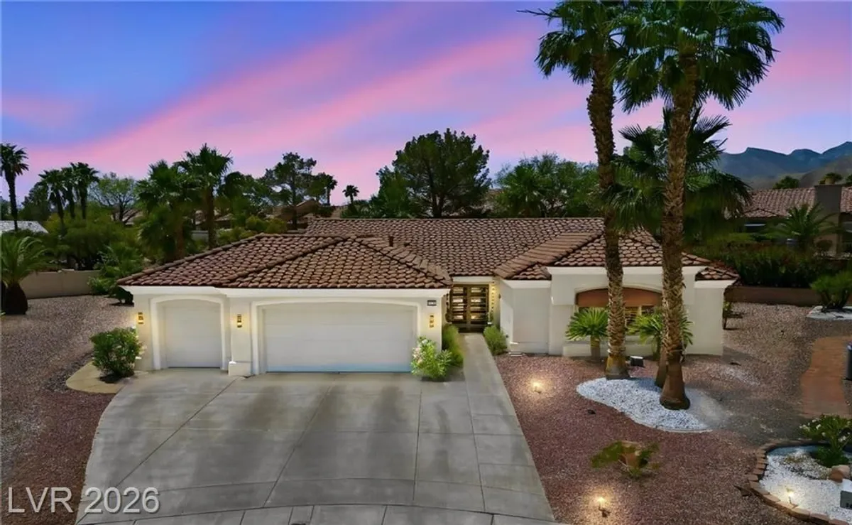 Property Slideshow image 1 of 99 | 3005 norsemen ct, Las Vegas, NV, 89134
